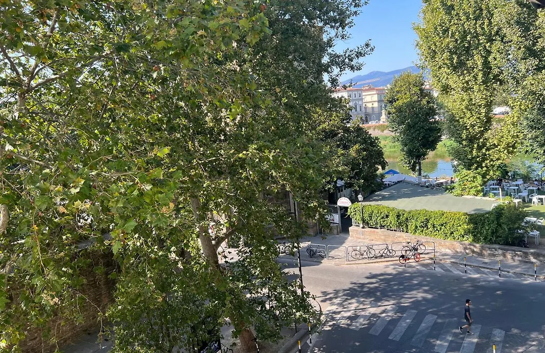 Santa Rosa Florence Apartments 3 Bedrooms - Private Parking-1