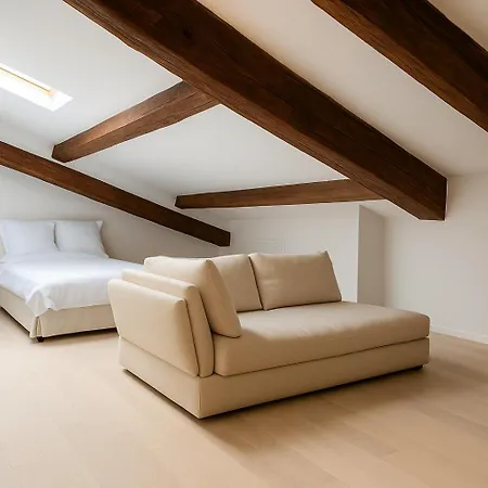 Santa Rosa Florence Apartments 3 Bedrooms - Private Parking-3